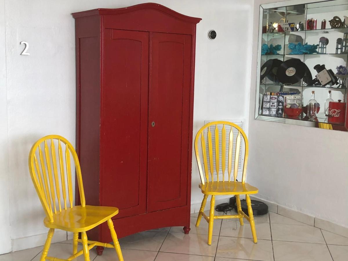 Private Suite Next To Calle Ocho Miami Exterior photo