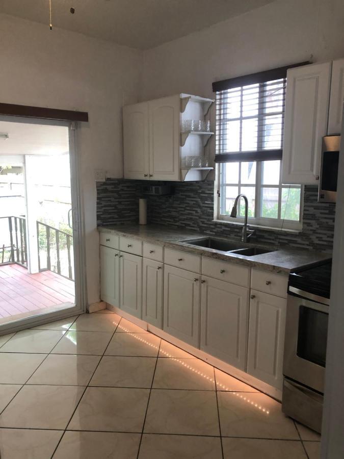 Private Suite Next To Calle Ocho Miami Exterior photo